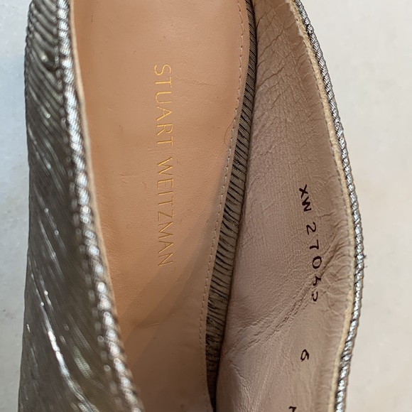 Stuart Weitzman size 6 silver mules with kitten heel. - Picture 6 of 7